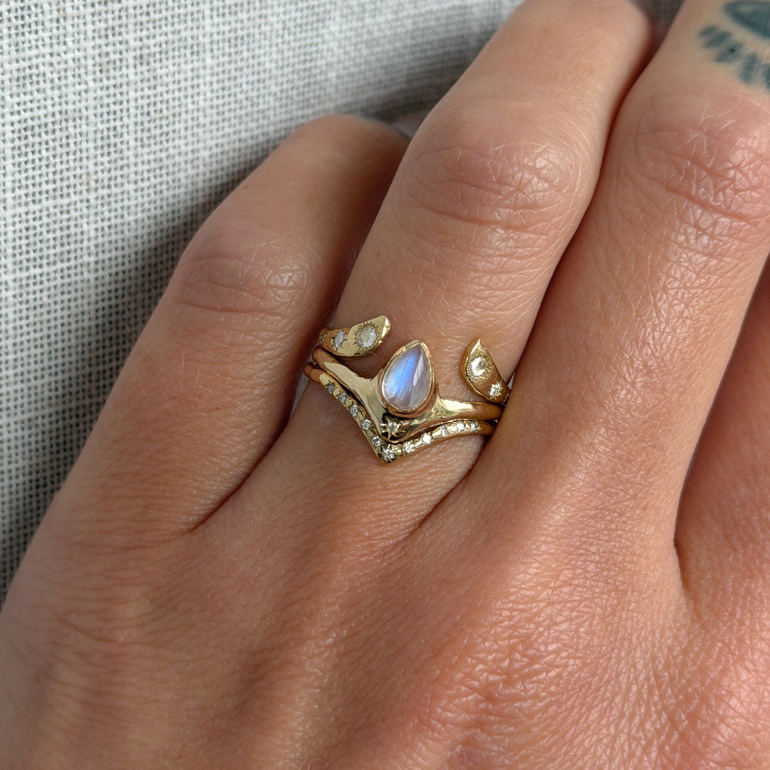 The Reign of Light | Smooth Moonstone, Diamond, 14k Gold