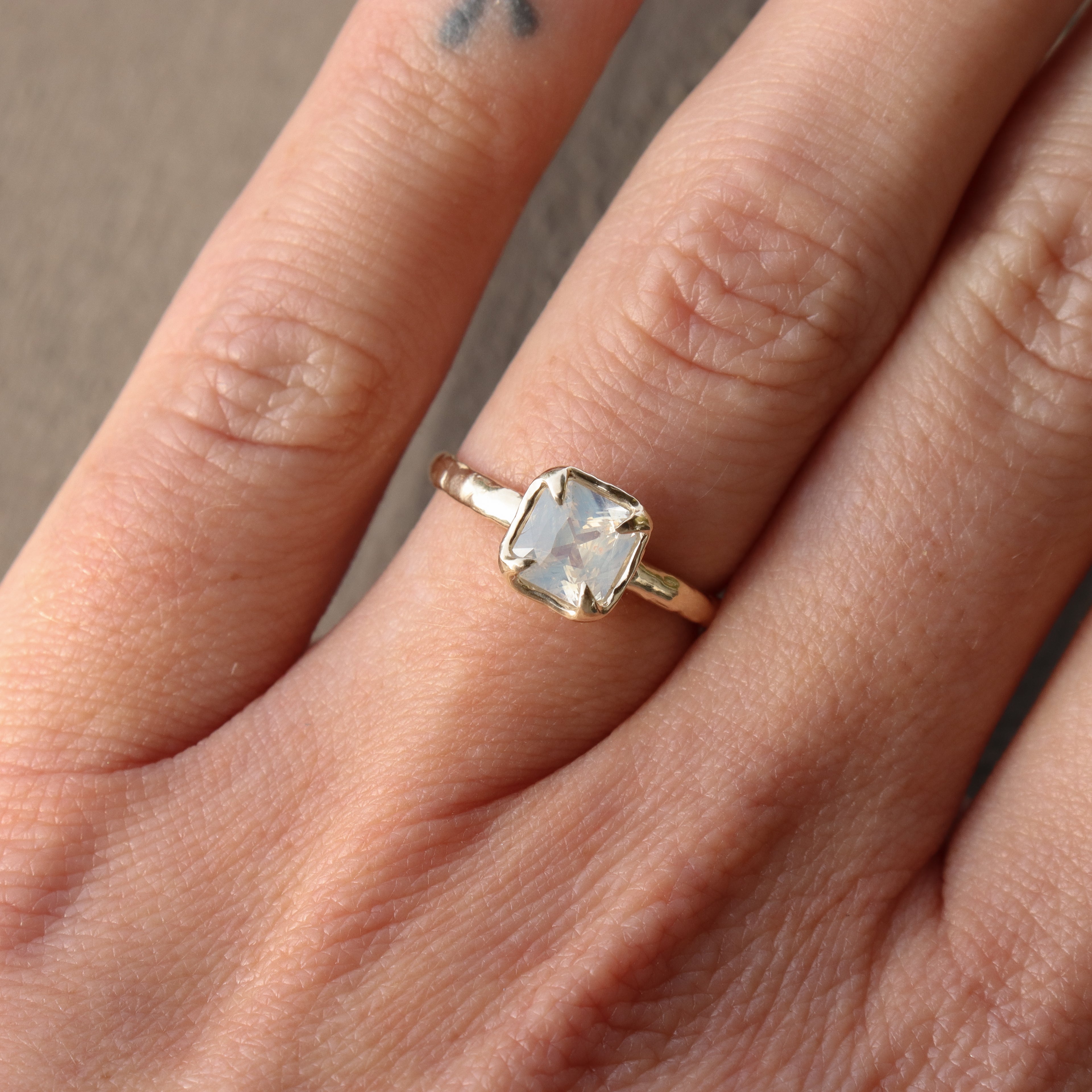 Skye Solitaire | Light Blue Opalescent Sapphire