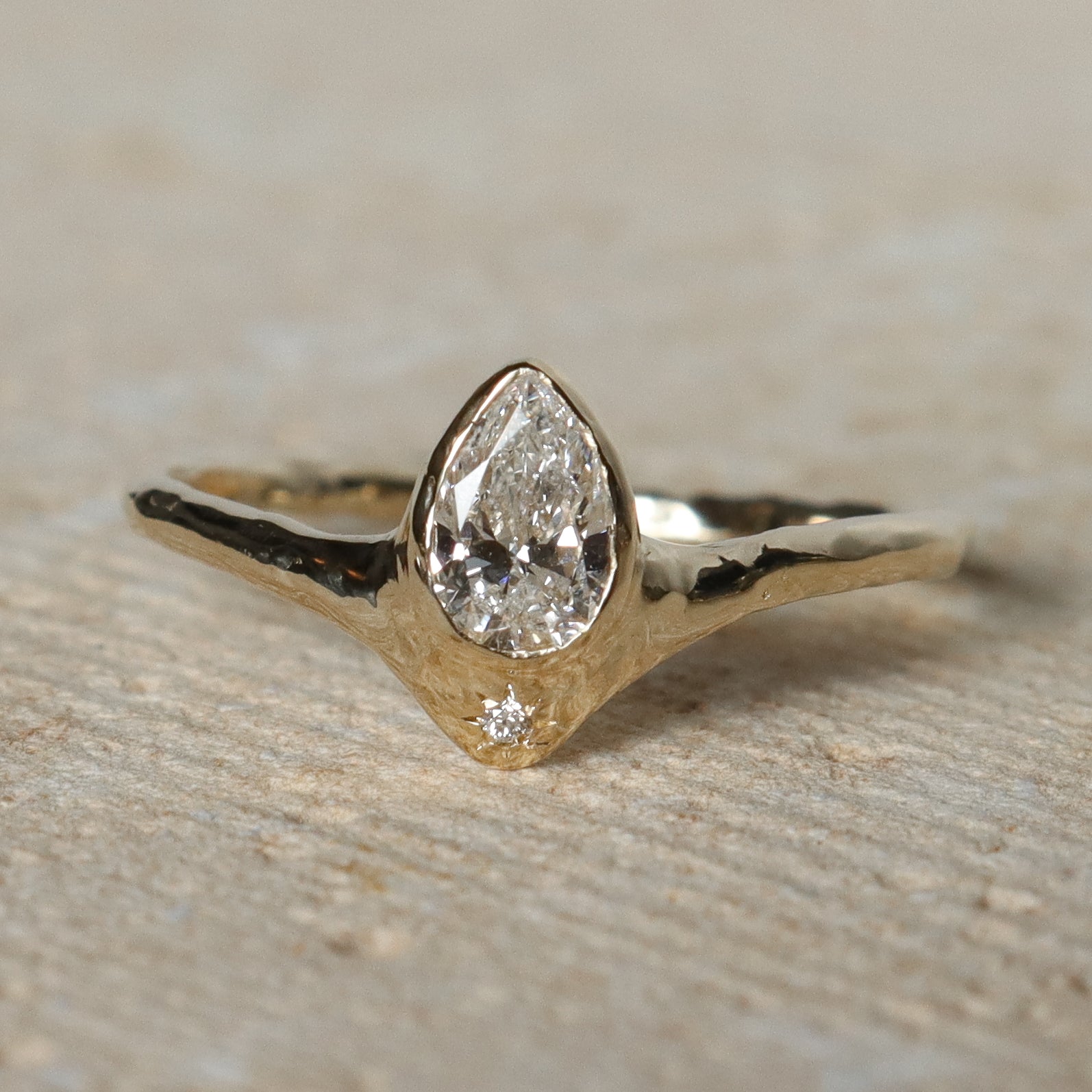 The Reign of Light | Diamonds, 14k Gold