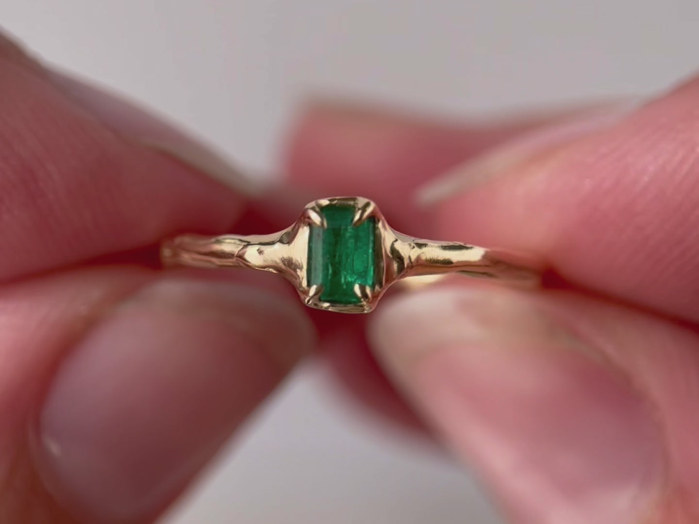Mini Prong Emerald Ring | Emerald, 14k Gold