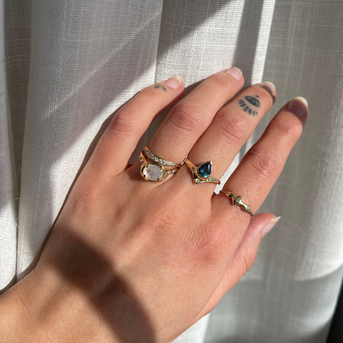 The Aerwyna  | Diamonds, 14k Gold