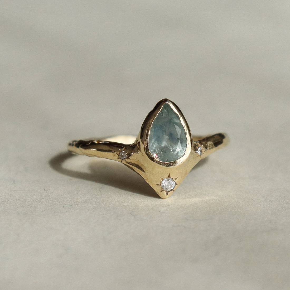Reign of Light Ring | Montana Sapphire, Diamonds, 14k Gold
