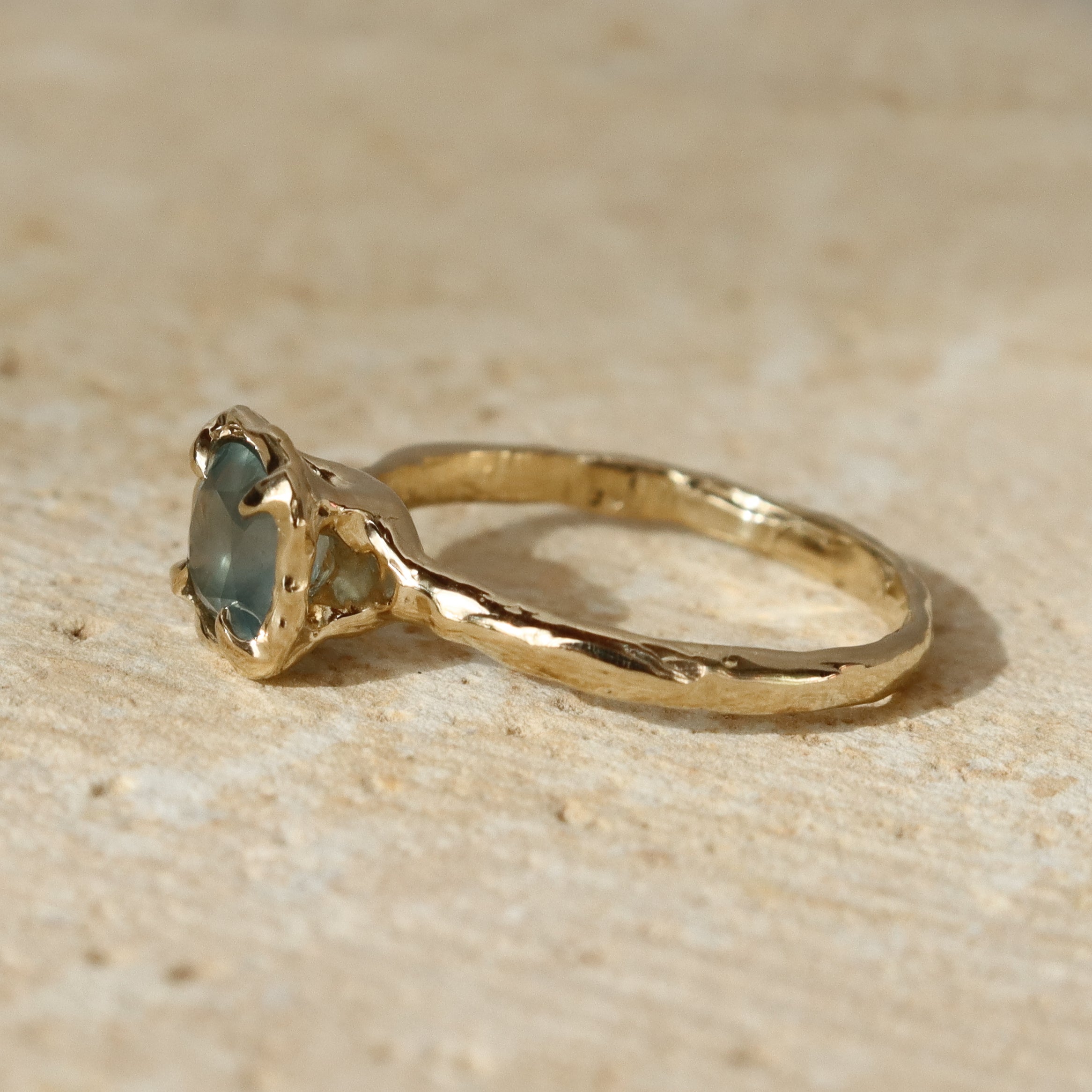 Skye Solitaire | Montana Sapphire, 14k Gold