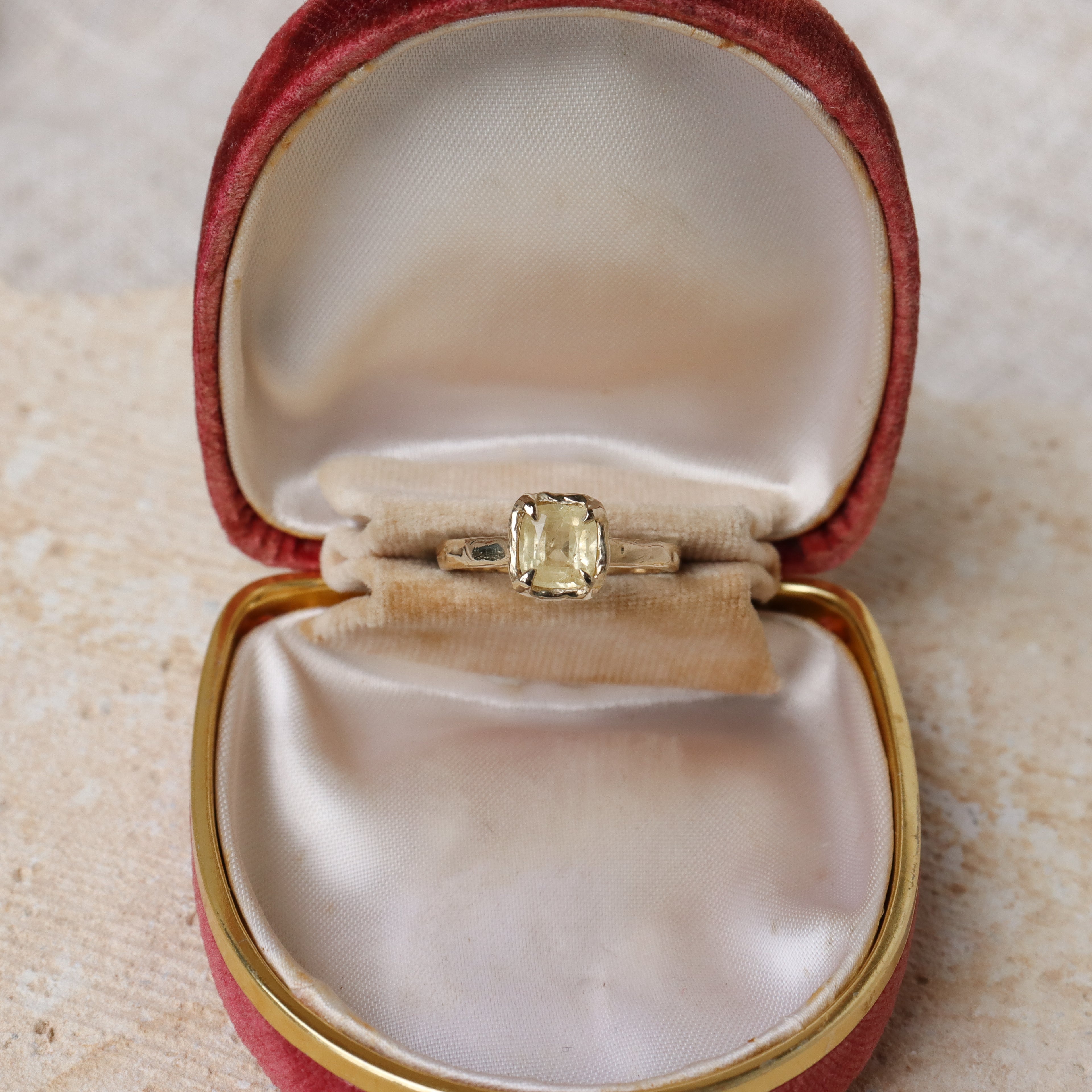 Skye Solitaire | Sapphire, 14k Gold