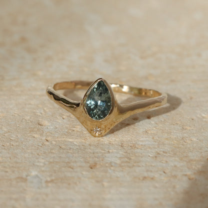 Reign of Light Ring | Montana Sapphire, Diamond, 14k Gold