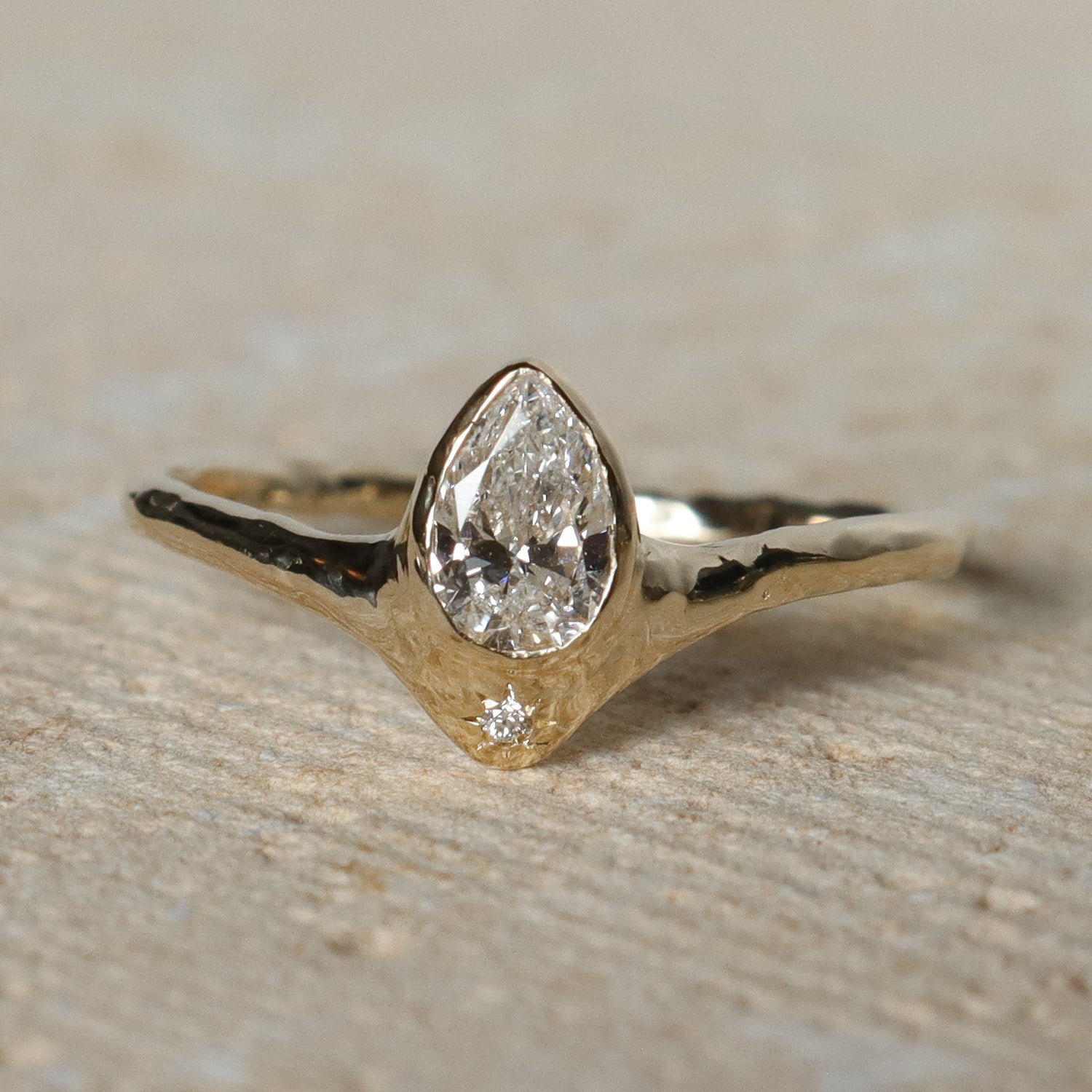 The Reign of Light | Diamonds, 14k Gold