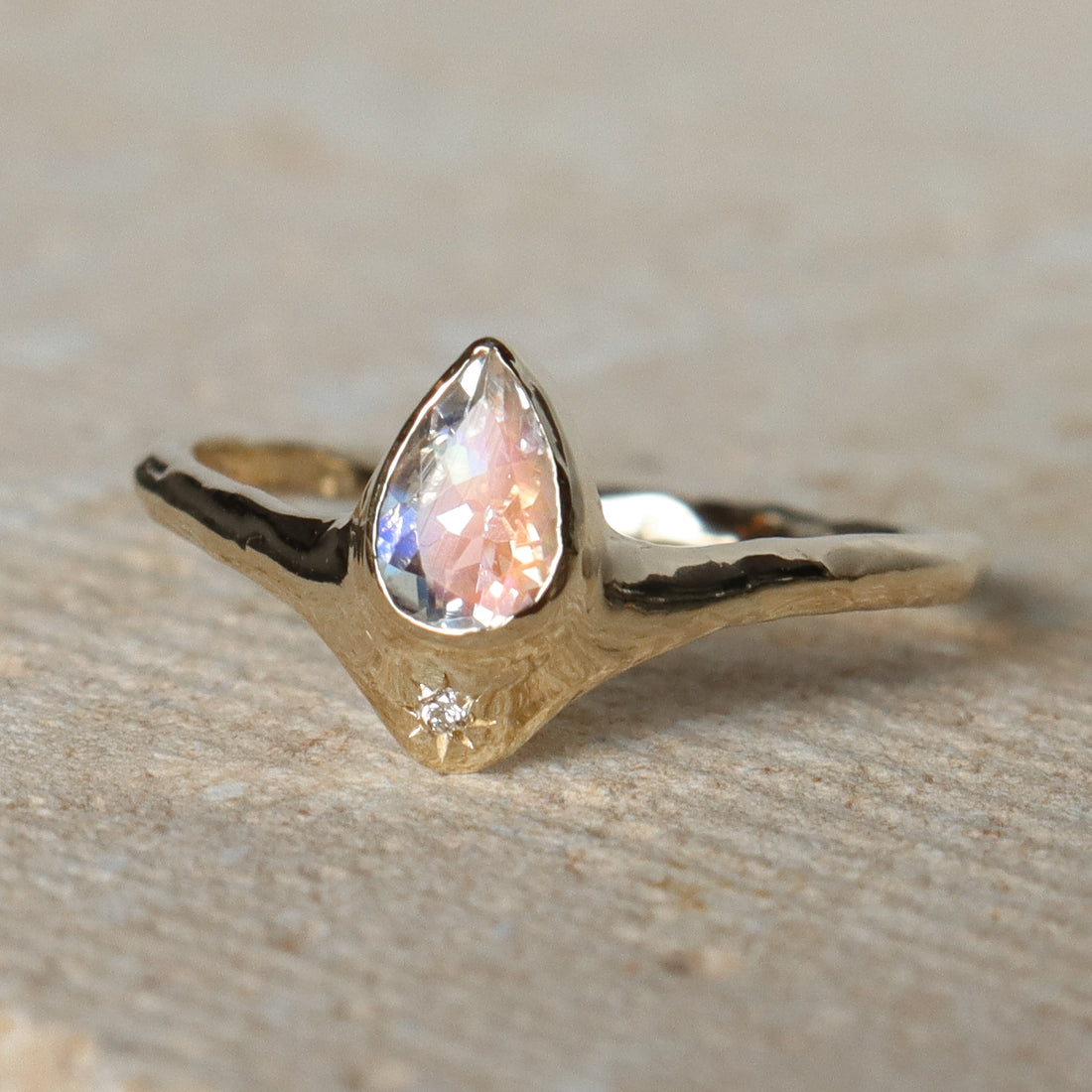 The Reign of Light | Brilliant Moonstone, Diamond, 14k Gold