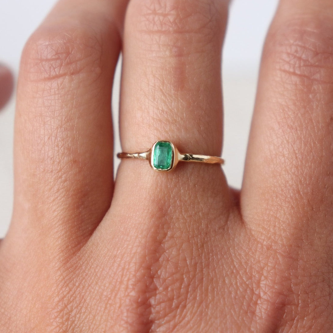 Mini Emerald Ring II | Emerald, 14k Gold