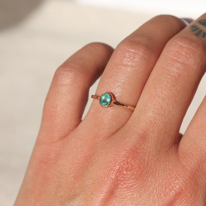 Mini Oval Emerald Ring | Emerald, 14k Gold