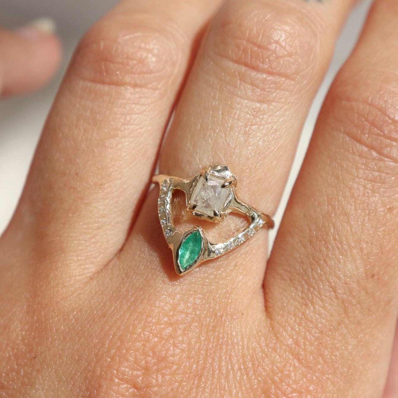 Reflections Ring | Icy Diamond, Emerald, Diamonds, 14k gold