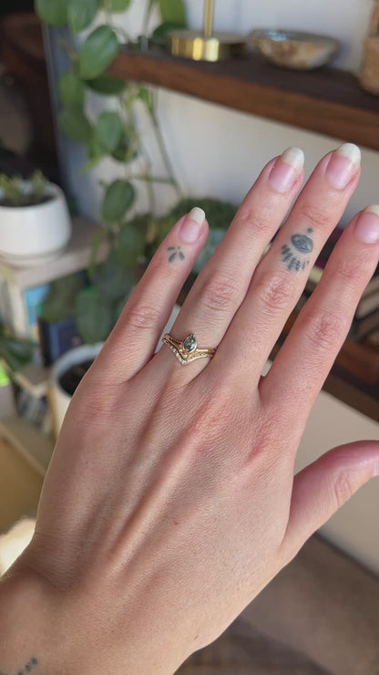 Reign of Light Ring | Montana Sapphire, Diamond, 14k Gold