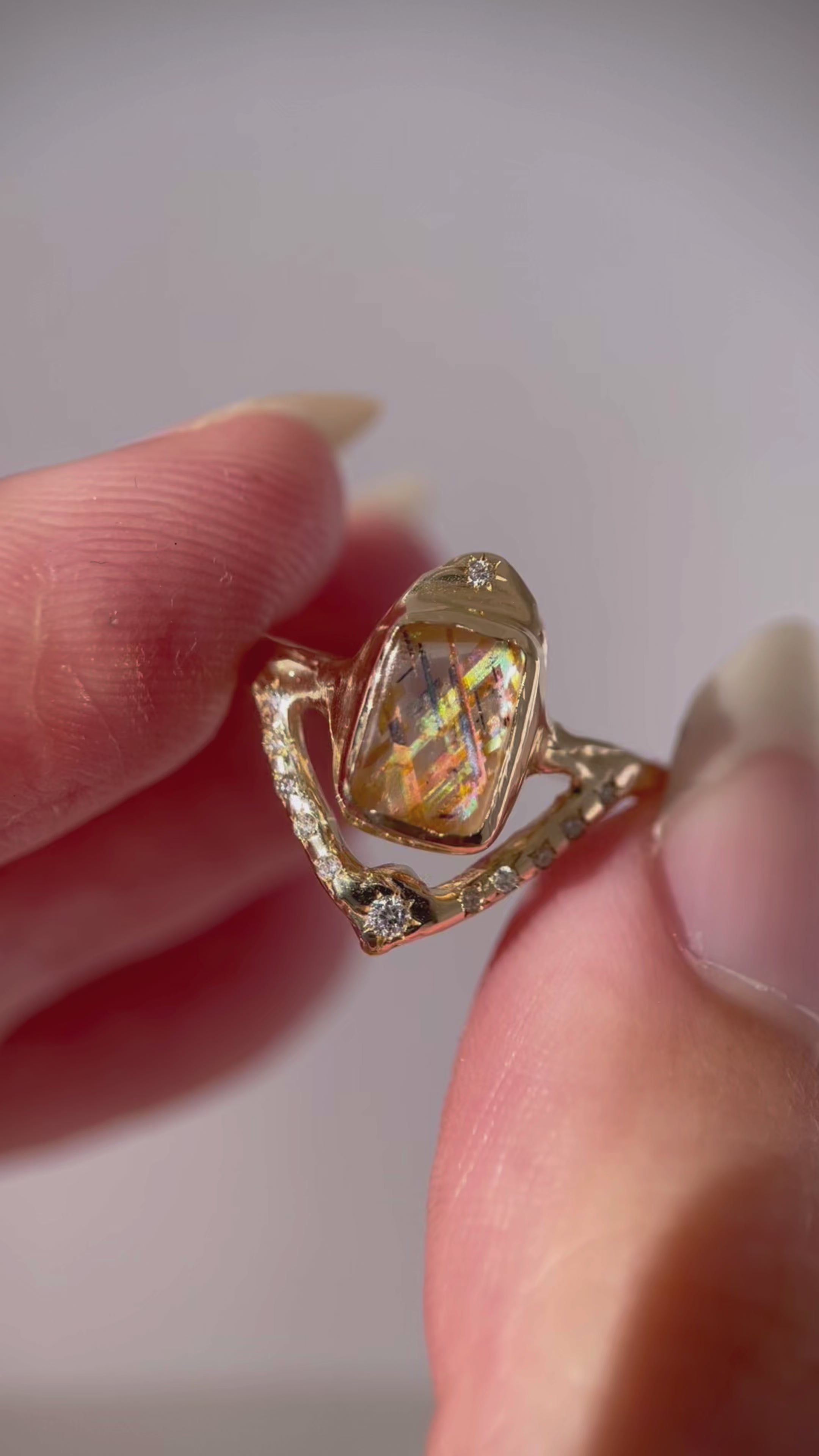 Starfall Ring | Rainbow Lattice Sunstone, Diamonds, 14k Gold