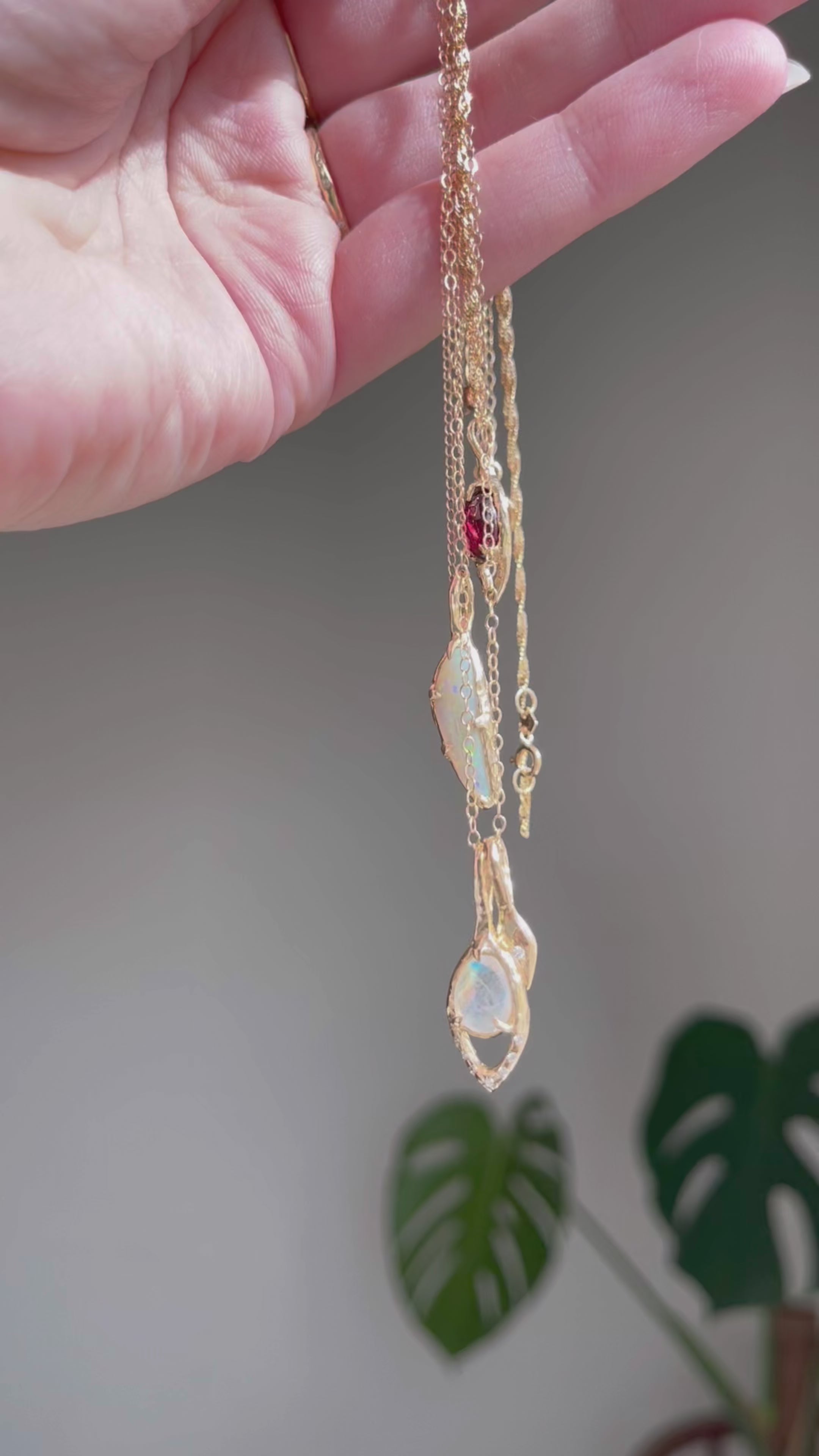 Starlight Pendant | Garnet, Diamonds, 14k Gold