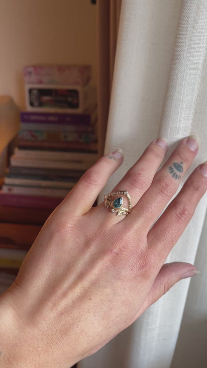 Reign of Light Ring | Montana Sapphire, Diamonds, 14k Gold
