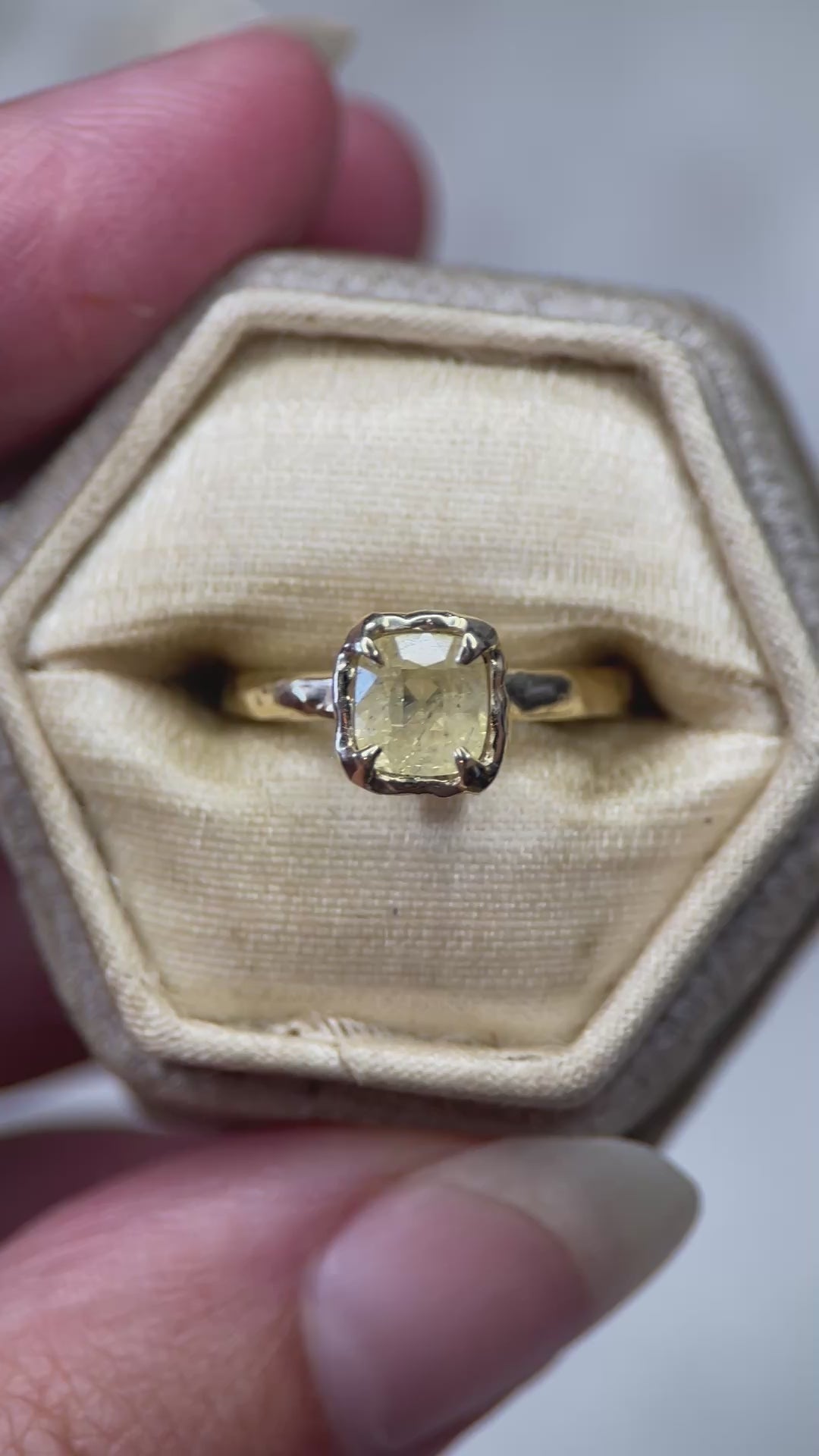 Skye Solitaire | Sapphire, 14k Gold