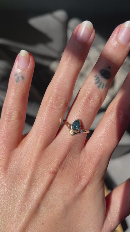Reign of Light Ring | Montana Sapphire, Diamonds, 14k Gold