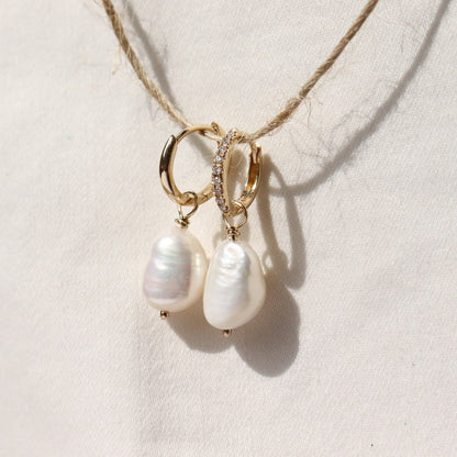 Baroque pebble pearl charm on gold hoops