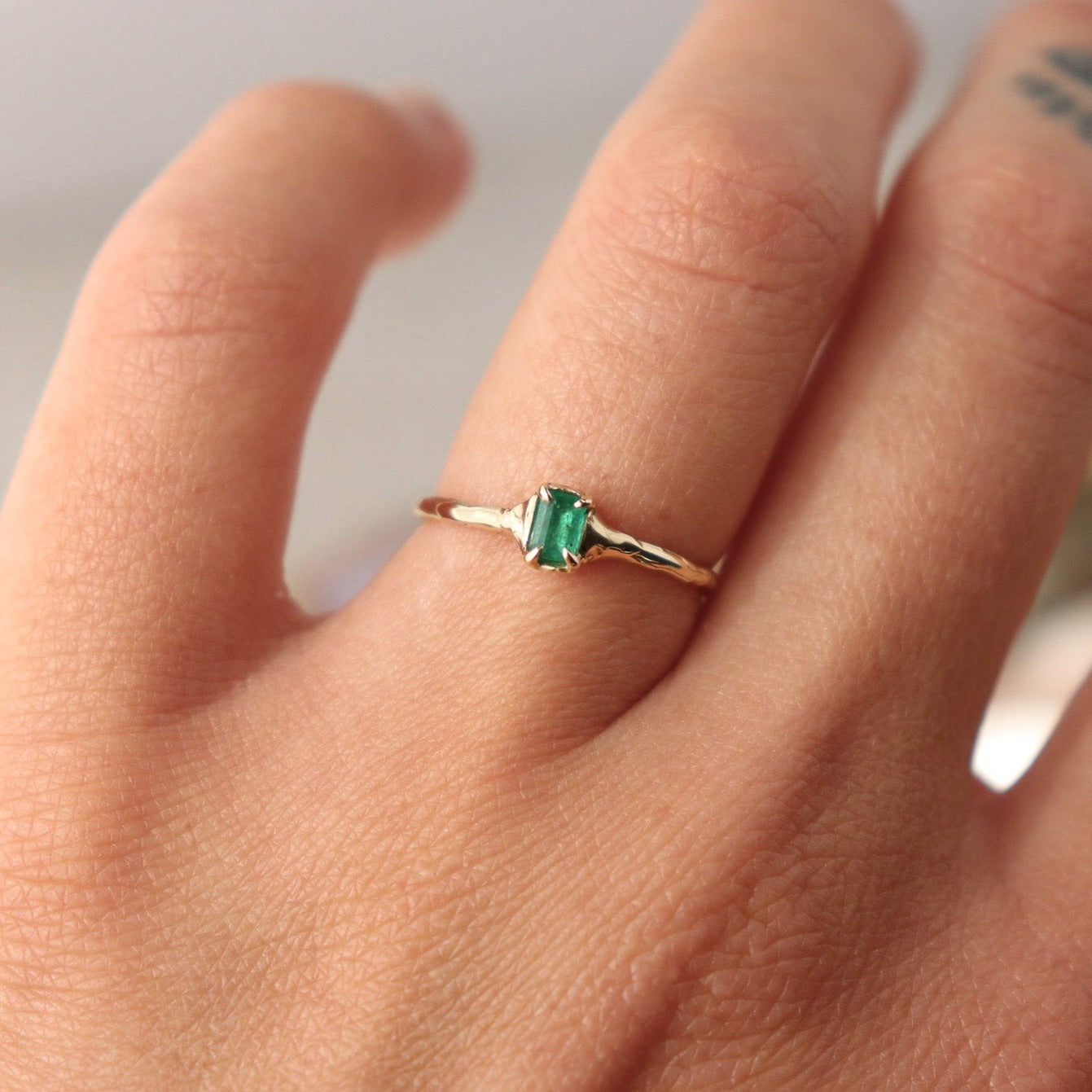 Mini Prong Emerald Ring | Emerald, 14k Gold