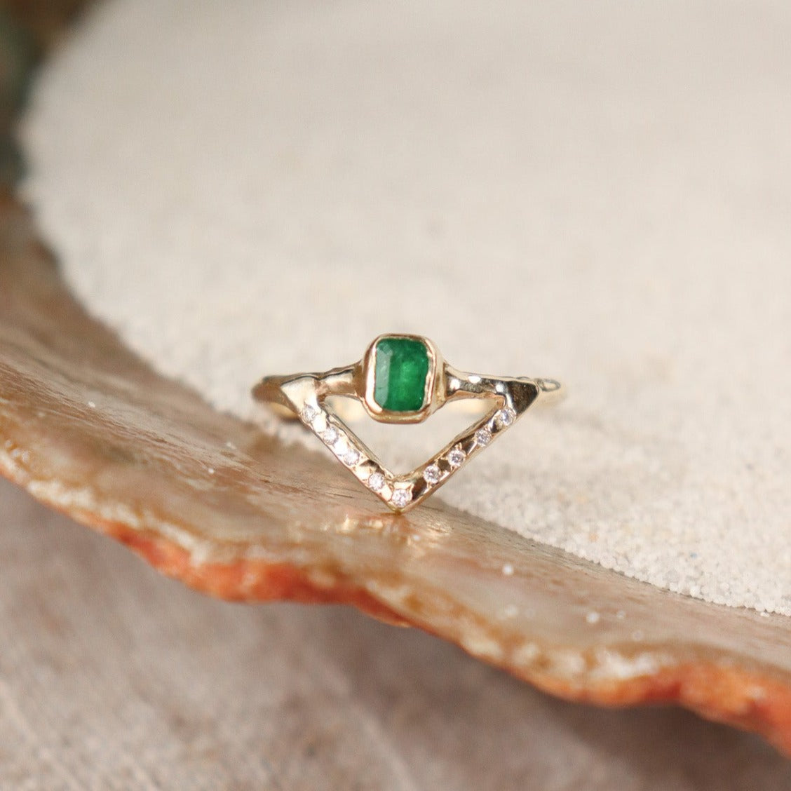 Alwyn Peak Ring | Emerald, Diamonds, 14k Gold