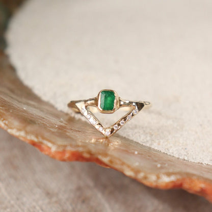 Alwyn Peak Ring | Emerald, Diamonds, 14k Gold